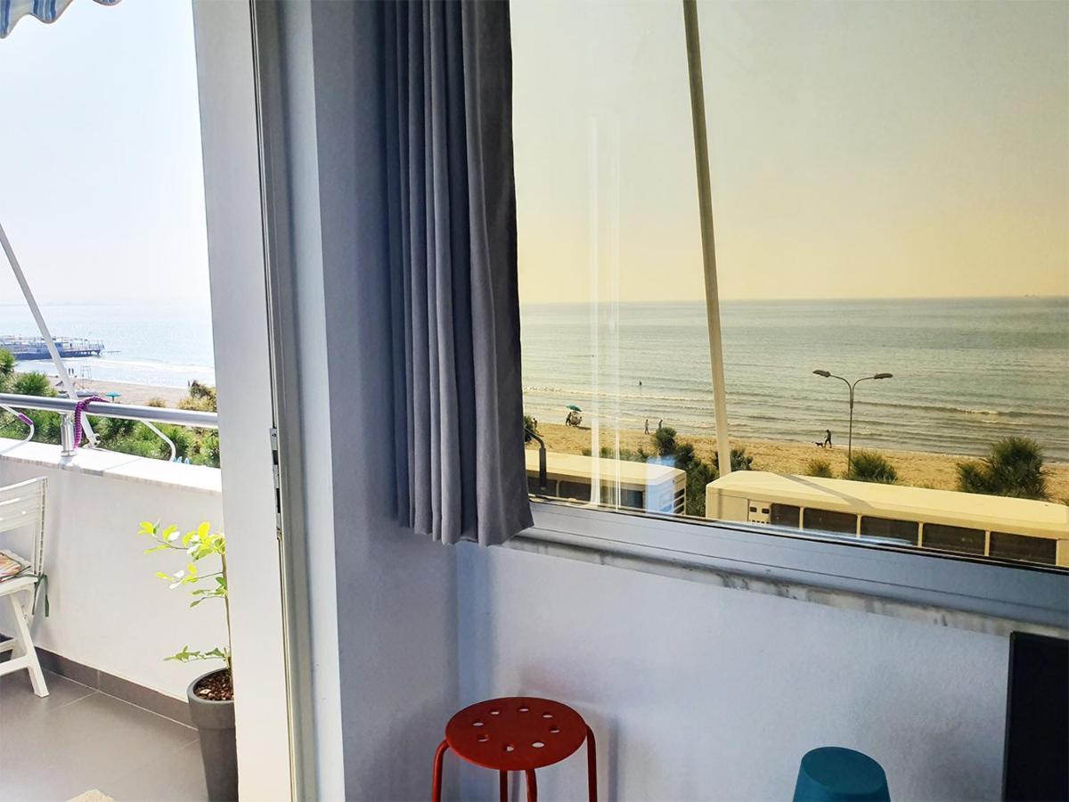 Sea View Nik Apartment Durrës Buitenkant foto